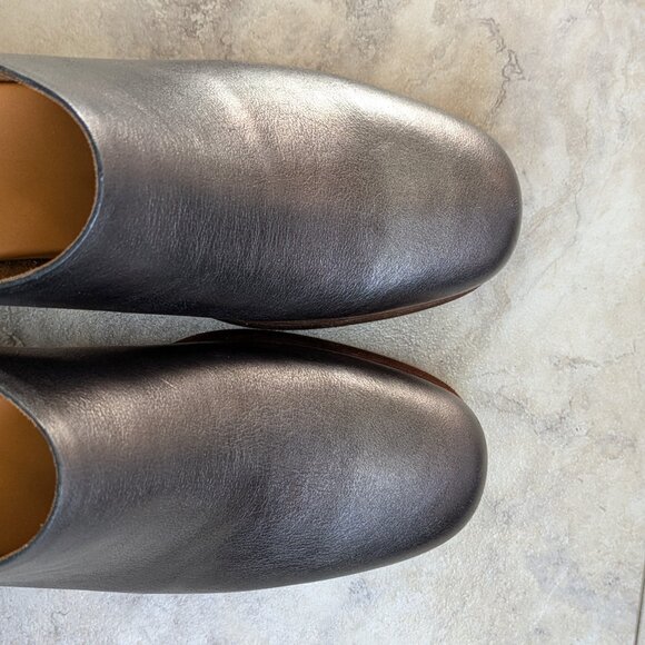 NEW Kork-Ease Silver 'Veronica' Heeled Clog (women's 8) - Picture 7 of 10